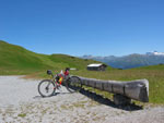 via een Forstweg is de gastvrij ontvangt in de Blaserhütte toegankelijk voor mountainbikers