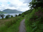 verder over het oeverpad van Loch Lomond